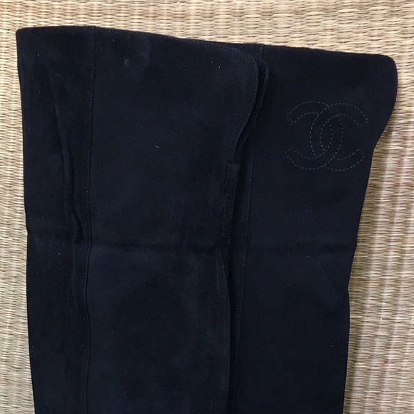 Authentic Chanel Black Suede Over-the knee Riding Boots - Size 38 (US 7 - 7.5) - Picture 4 of 12